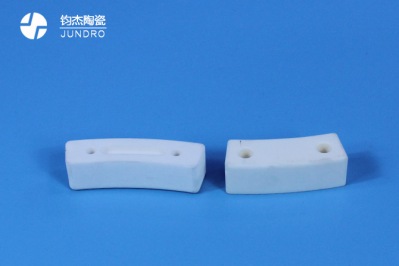 氧化鋁陶瓷管比金屬管好在哪里 氧化鋁陶瓷管比金屬管好在哪里